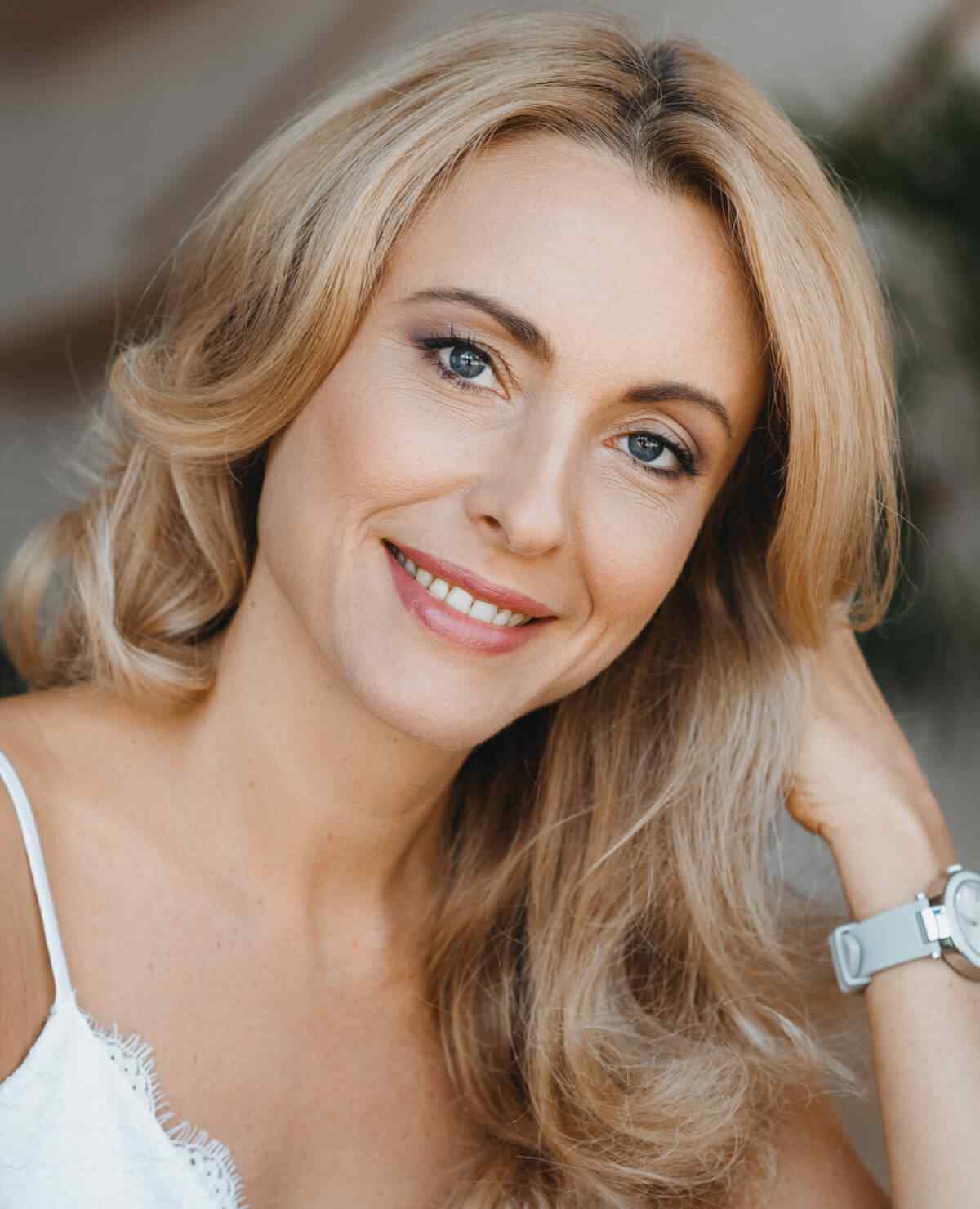 https://srphotography.co.nz/wp-content/uploads/2020/12/image_about_us_06.jpg