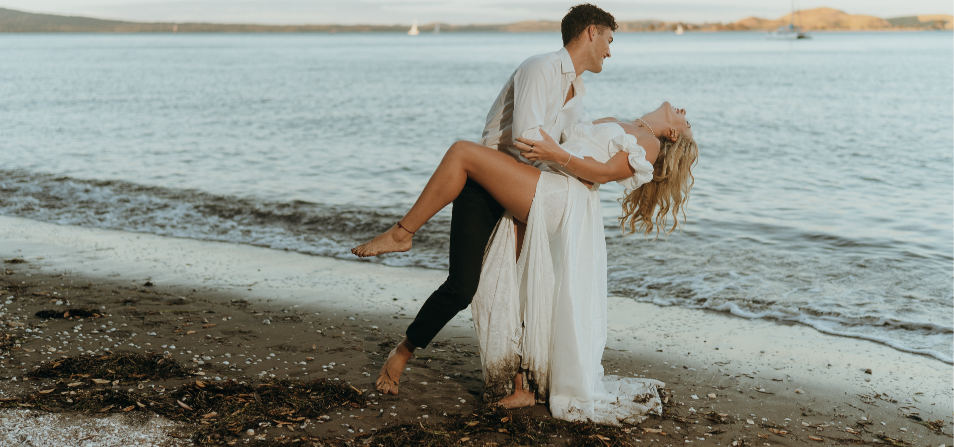 https://srphotography.co.nz/wp-content/uploads/2025/03/Elopment-package.png