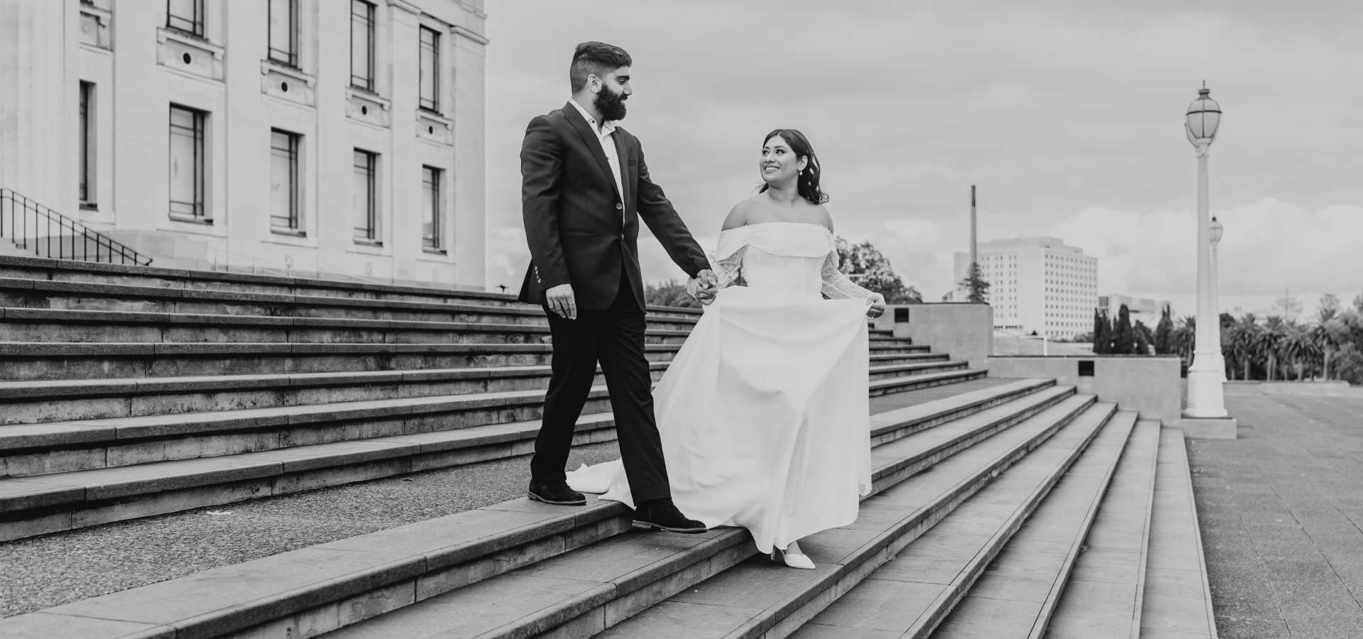 https://srphotography.co.nz/wp-content/uploads/2025/03/wedding-package-2.png