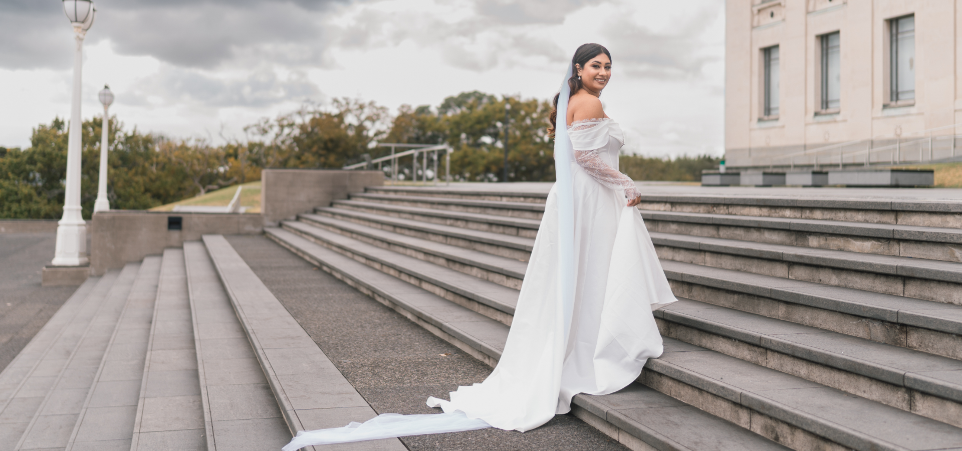 https://srphotography.co.nz/wp-content/uploads/2025/03/wedding-package-3.png
