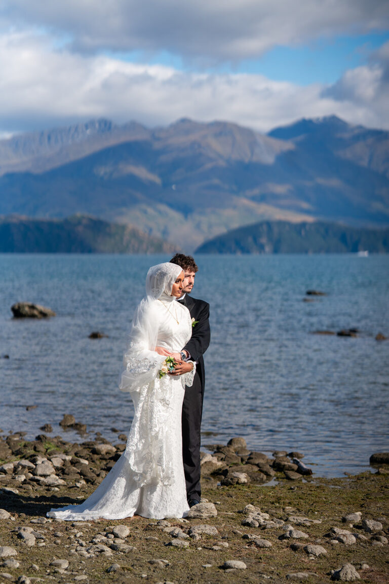 Destination wedding photographer capturing a couple in Wanaka, New Zealand